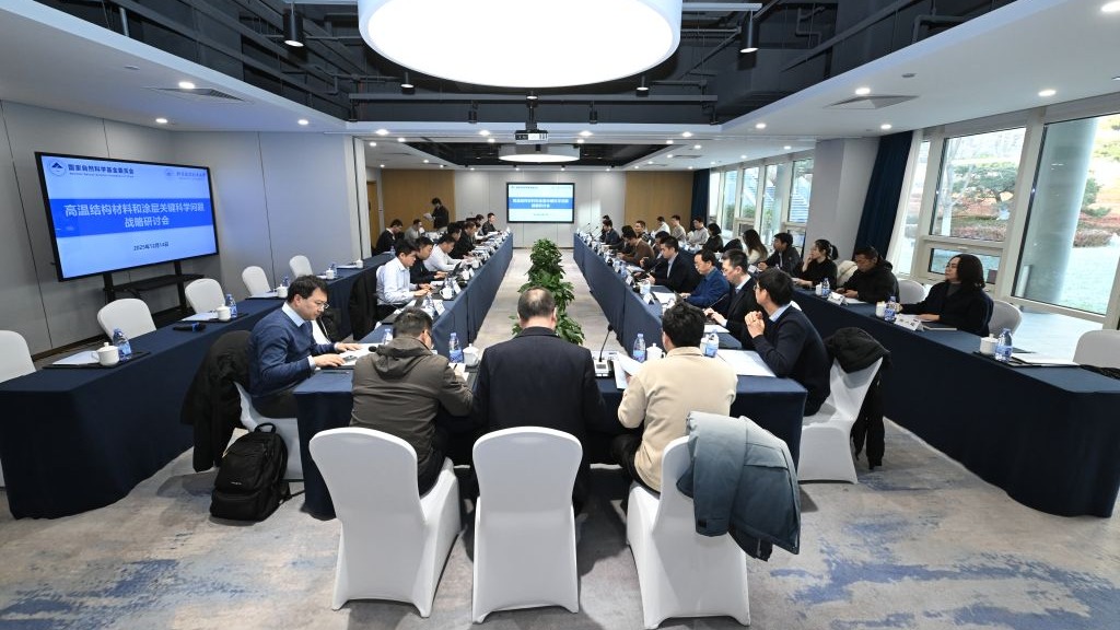 英国上市公司365