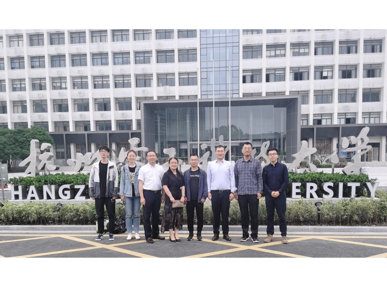 英国上市公司365